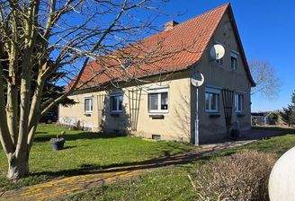 Blick von der Strasse