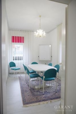Gewerbe/Büro EG