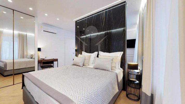 Wohnung 2:  Wohn-, Ess-, Schlafbereich & 1 Badezimmer