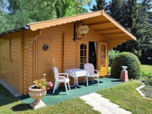 Gartenhaus, Eingang+Terrasse