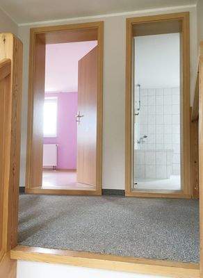 11_EG obere Etage Flur.JPG