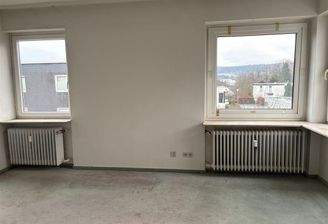 2 Fenster mit Fernblick Richtung Westen