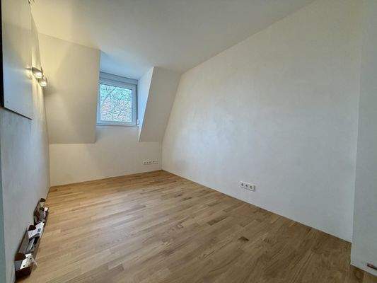 Schlafzimmer 4. OG rechts