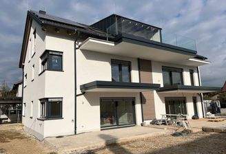 Ansicht Mehrfamilienhaus / Mitte Oktober 2025