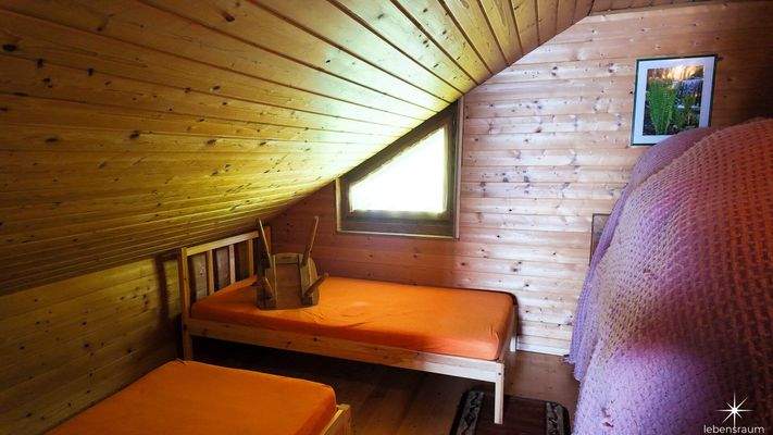 Zimmer / Dachgeschoß