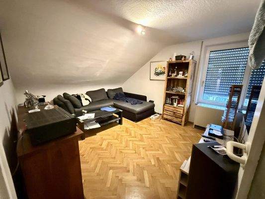 Wohnzimmer DG rechts