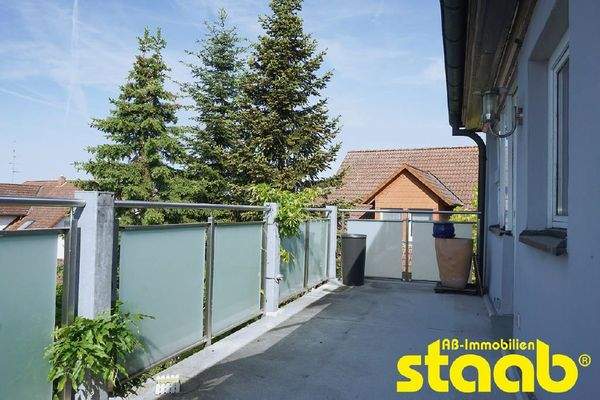 großzügiger Sonnenbalkon!