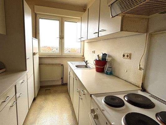 Praktisch geschnittene Küche