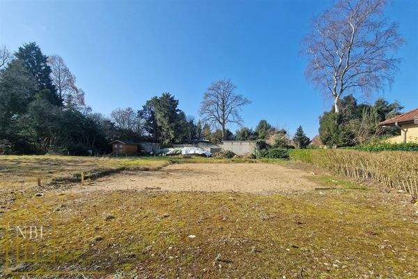 Blick auf das Grundstück 