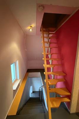 Treppenaufgang OG - IST-Zustand