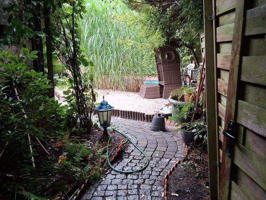 uneinsehbarer Garten - komplett abzuschliessen