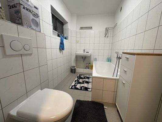 Bad im Kellergeschoss