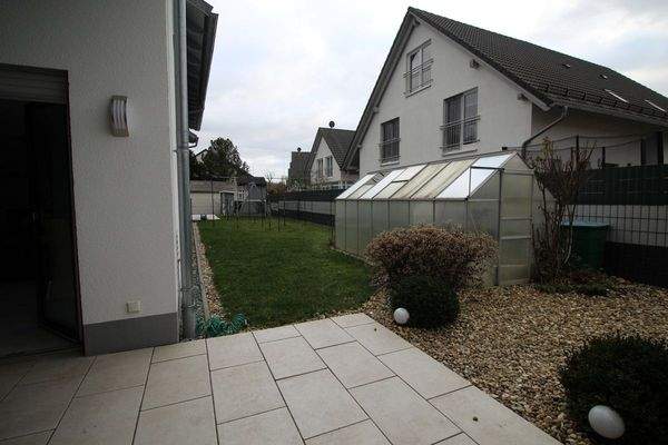 4-Garten mit Gewächshaus