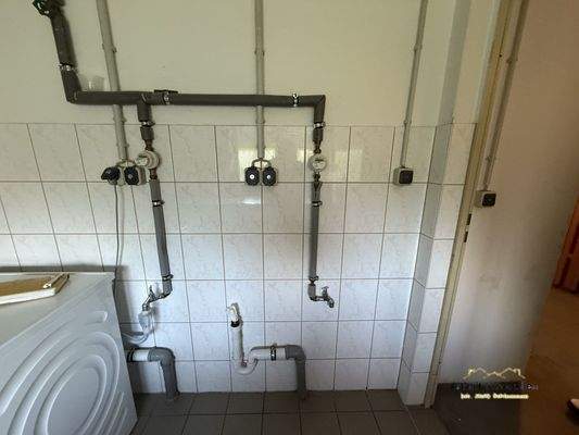 Waschmaschinenkeller (2)