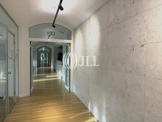 Innenansicht - JLL