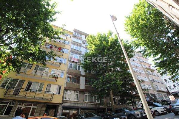 Spacious Property with Sea View in Istanbul Fatih