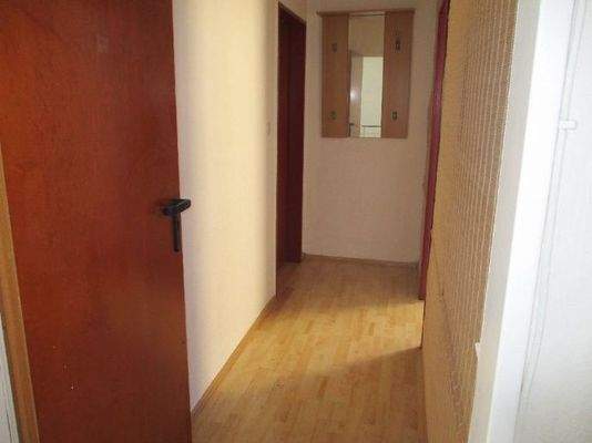 Zu den Räumen im UG