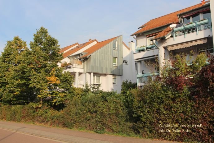 **Wohnung mit sonnigen BALKON in ruhiger und gepflegter Wohnanlage