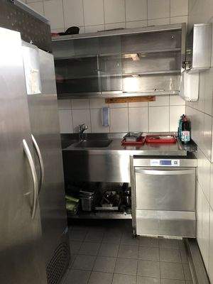 GA0038_Vorbereitungen+Kühlschränke