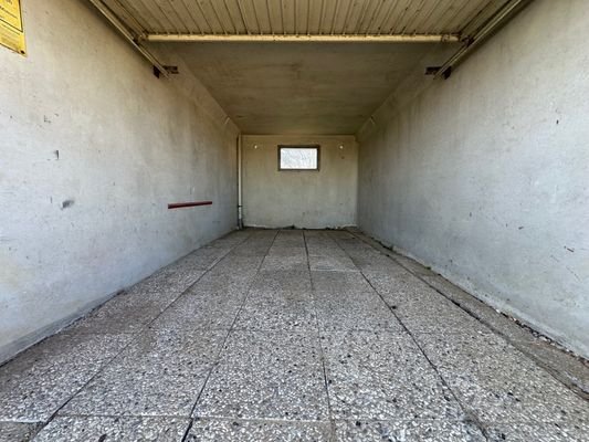 Garage innen