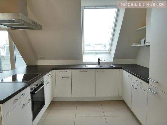 top ausgestattete Küche