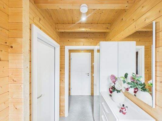 CAM03784G0-PR0102-STILL019