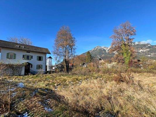 Grundstück mit Altbestand