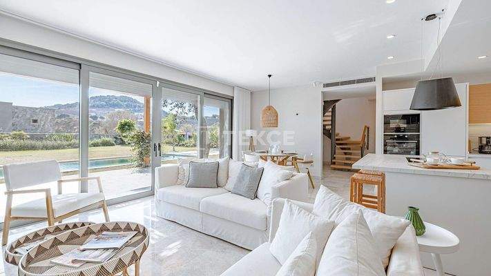 Stone-Coated Villas with Private Pools in Bodrum Gümüşlük