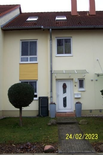 Provisionsfrei - Reihenmittelhaus in Halle - Dölau