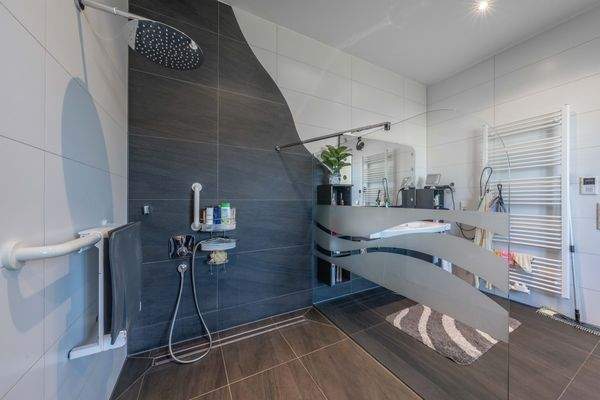 DI - Forbes Global Properties