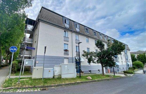 Gesamtansicht Gebäude