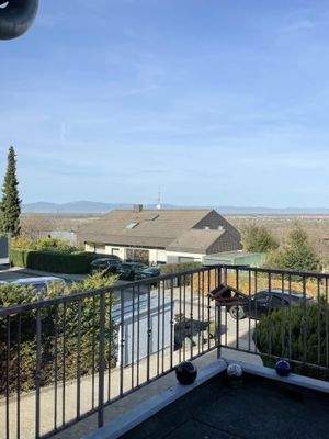 Blick in die Rheinebene zu den Vogesen