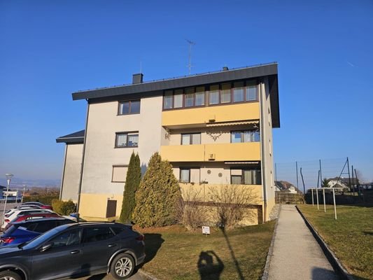 Wohnhausanlage-Aussenansicht