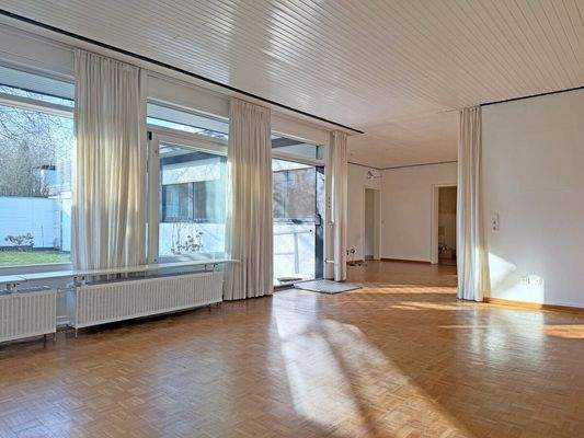 Lichtdurchfluteter Wohnbereich