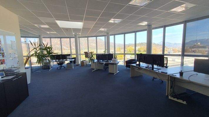 Büro OG 3, Großzügige Büroflächen in Kufstein zu mieten