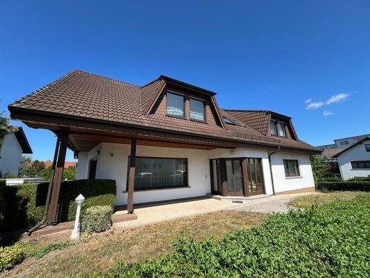 Haus-Linden-Leihgestern-Außenansicht    .jpg