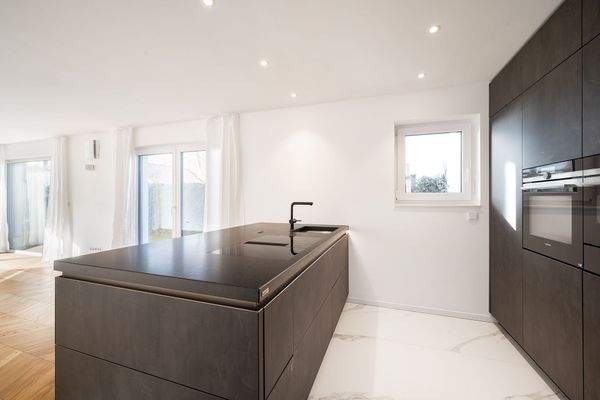 Hochwertige Einbauküche