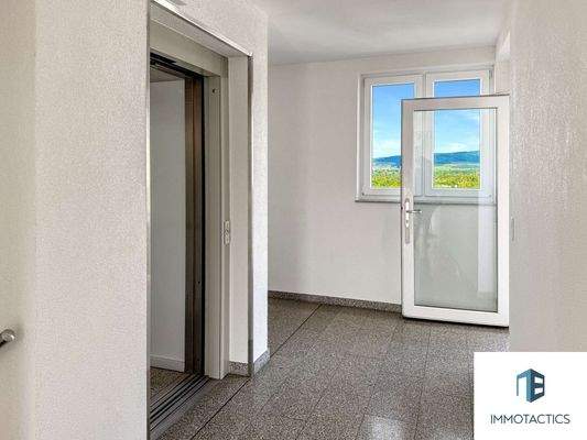 Aufzug - Treppenhaus