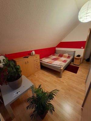 Schlafzimmer (1).jpg