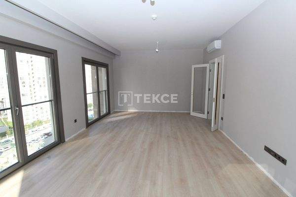 Spacious Apartments with Balcony in Küçükçekmece İstanbul