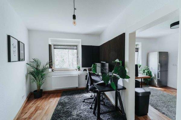 halbes Zimmer3 (3).jpg