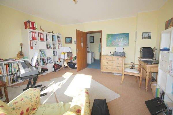 Blick v. Atelierzimmer auf den Flur OG