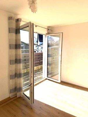 Wohn- und Esszimmer V