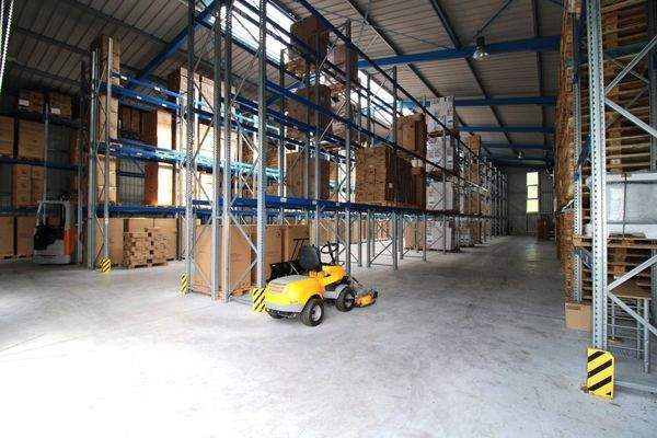 Lagerhalle