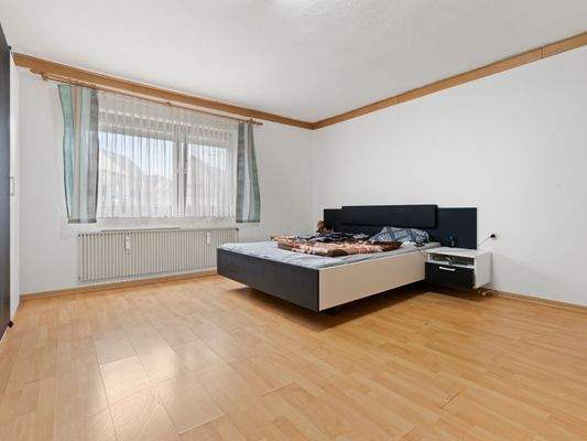 Erdgeschoss (1) - Schlafzimmer