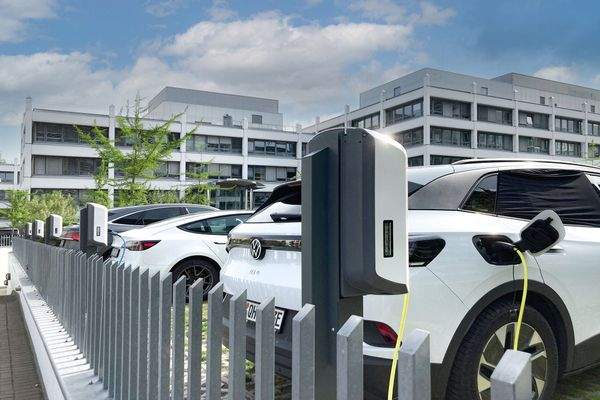 Willstätterstraße_E-Hubs