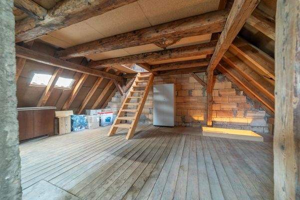 Dachspeicher - Wohnhaus