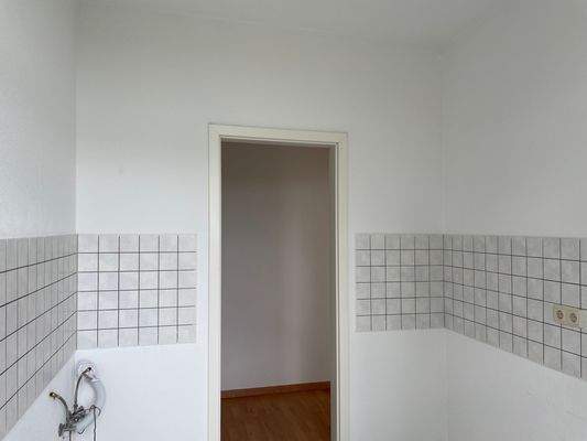 Küche, Blick Flur.JPG