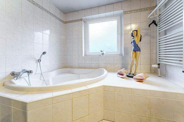 Badezimmer Erdgeschoss