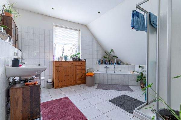 Badezimmer DG
